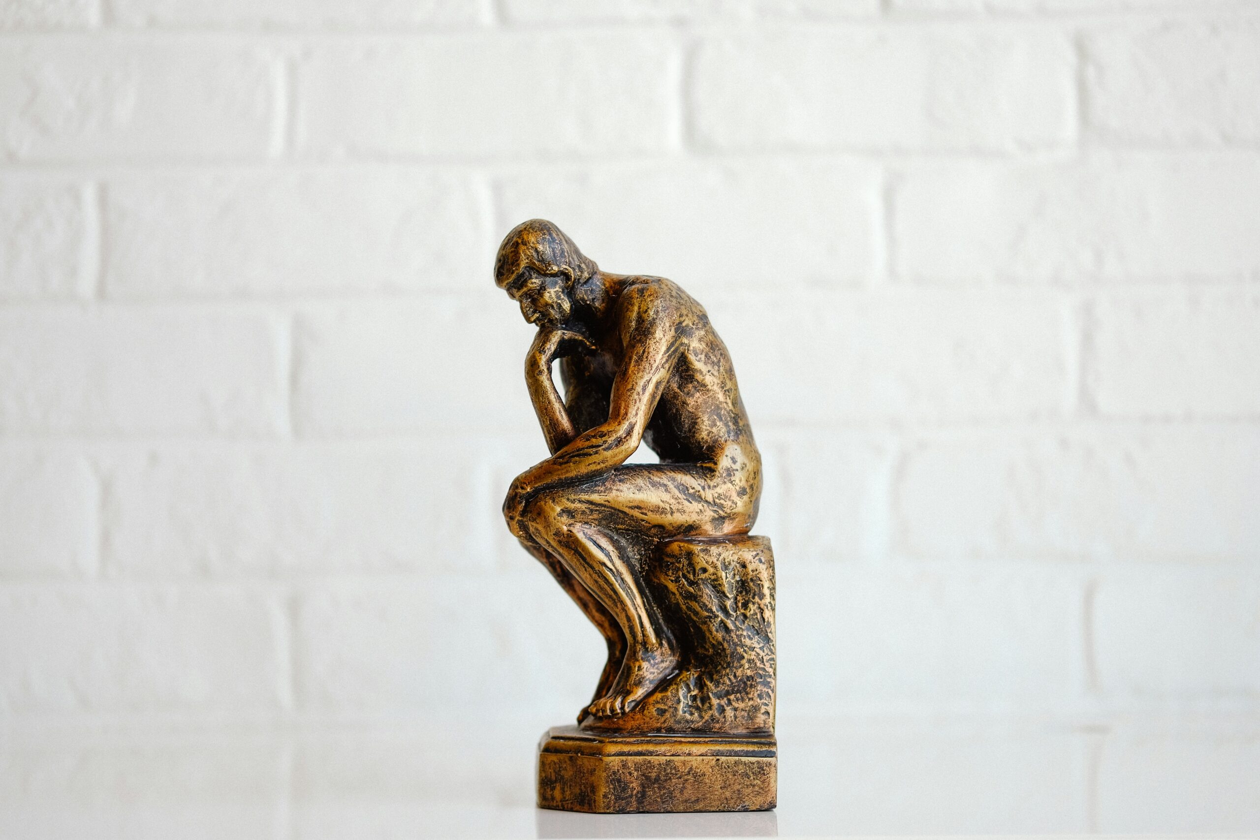 Social anxiety and executive functioning: small but significant links